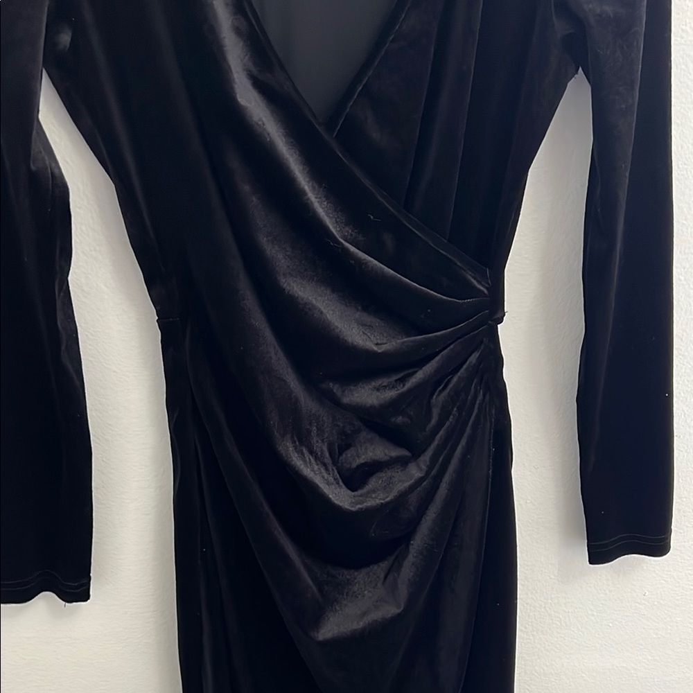 Black Ruched Wrap Dress V-Neck Long Sleeve - Picture 5 of 10